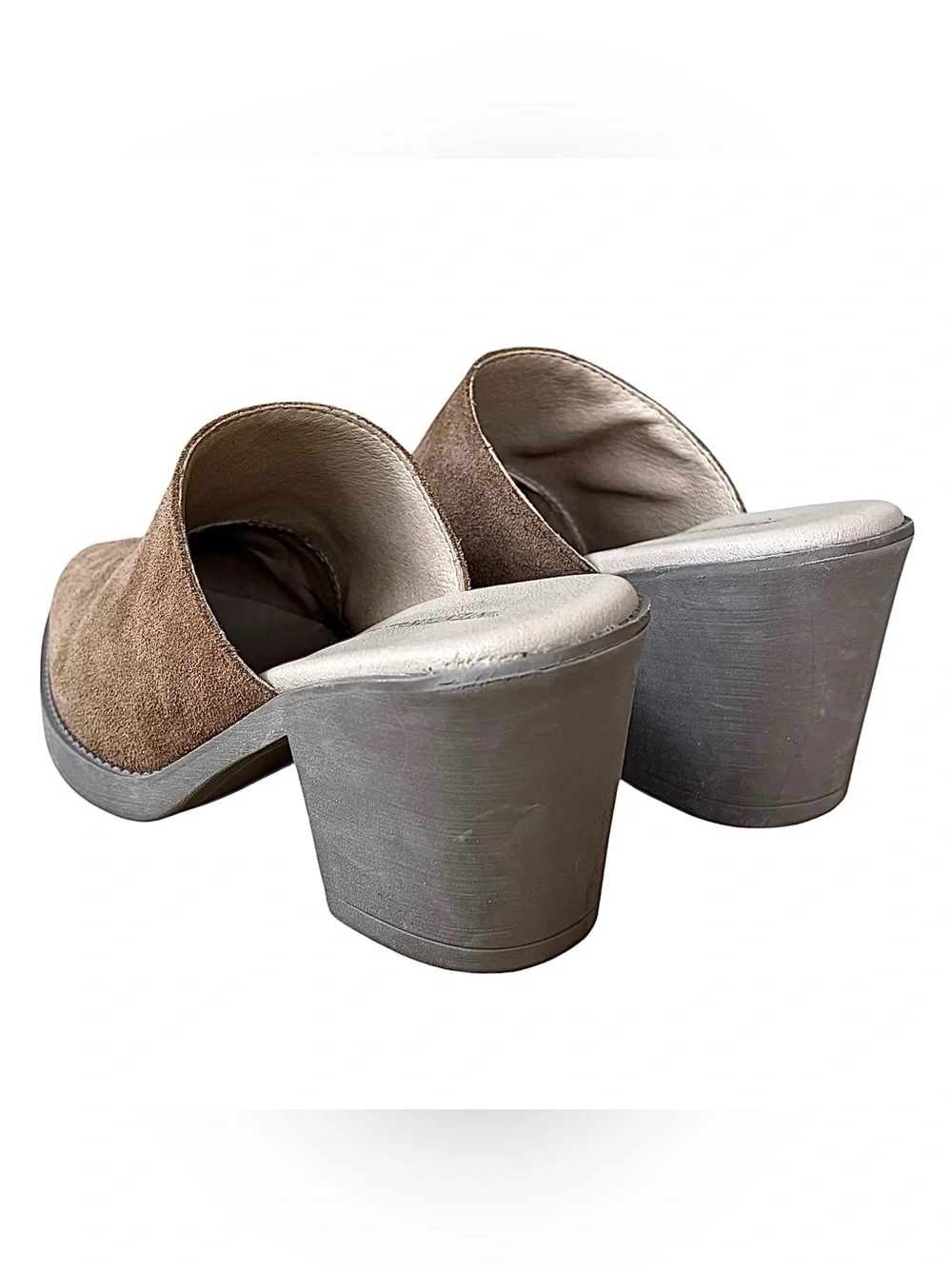 INTENTIONALLY BLANK Natural Suede Mules